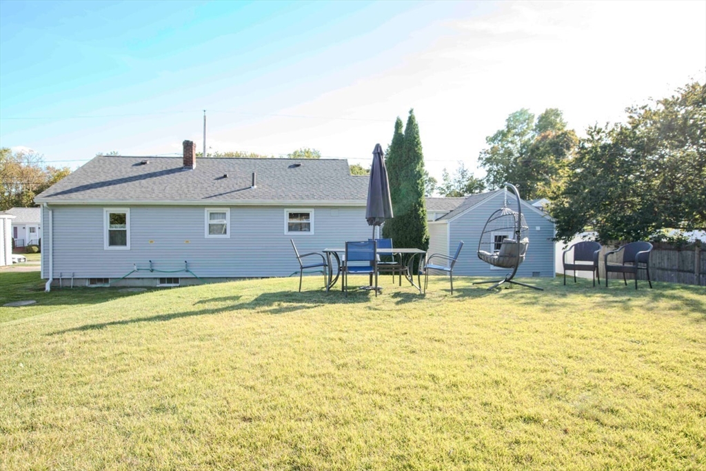 73 Bourne Road Swansea, MA 02777 - Photo 24 of 25 Gallery Image 24