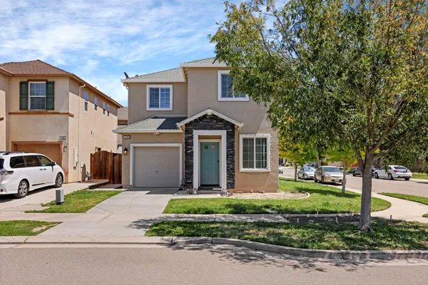 $515,000 | 1494 Hearthsong Drive, Manteca, CA 95337