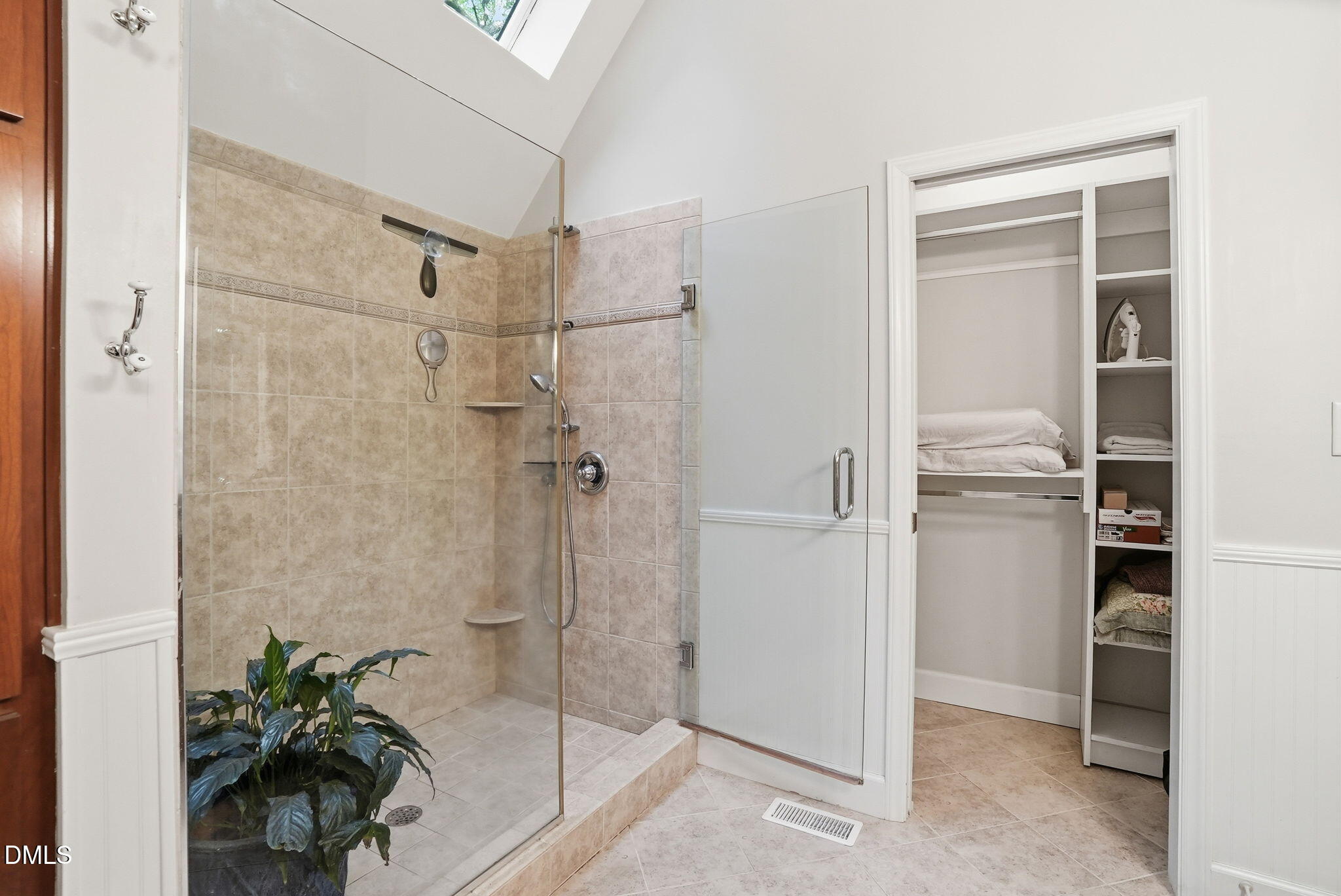 8202 Reynard Road Chapel Hill, NC 27516 - Photo 26 of 55 8202 Reynard Road-39