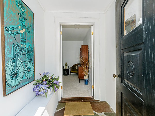 192 Spiers Road Newton, MA 02459 - Photo 2 of 15