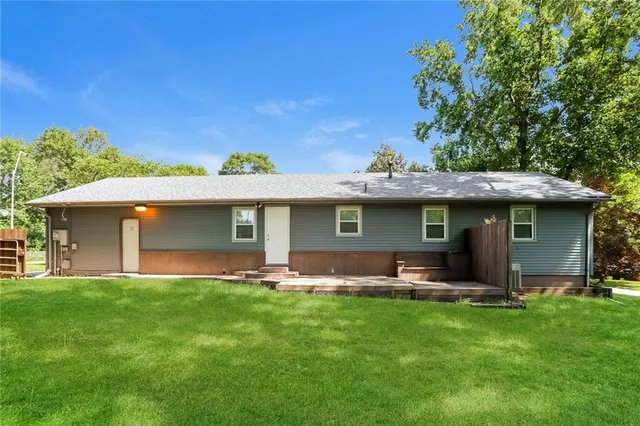 $1,950 | 2301 Northwest 87 Street, Kansas City, MO 64154