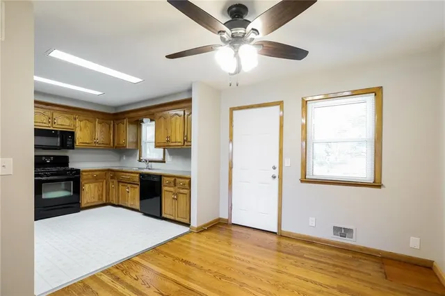 $1,950 | 2301 Northwest 87 Street, Kansas City, MO 64154