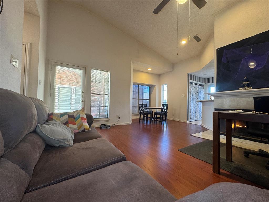 401 Pebble Way, Unit 237 Arlington, TX 76006 - Photo 2 of 22