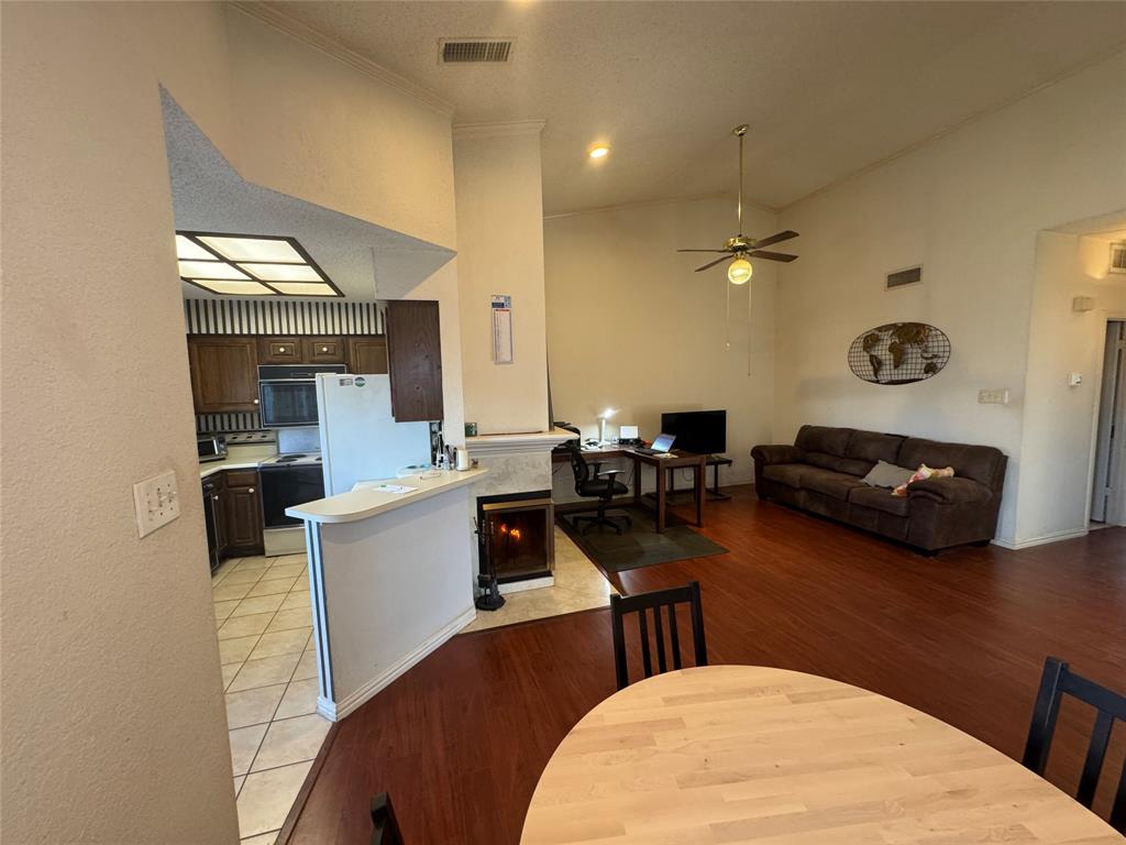 401 Pebble Way, Unit 237 Arlington, TX 76006 - Photo 9 of 22
