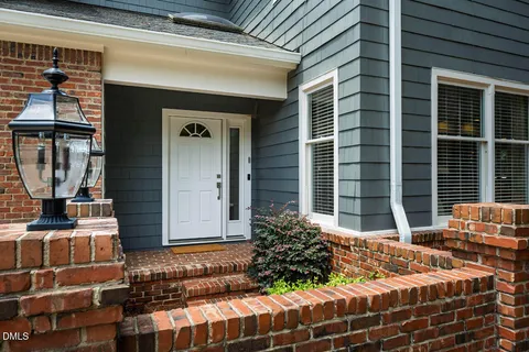 $725,000 | 100 Greensview Drive, Cary, NC 27518