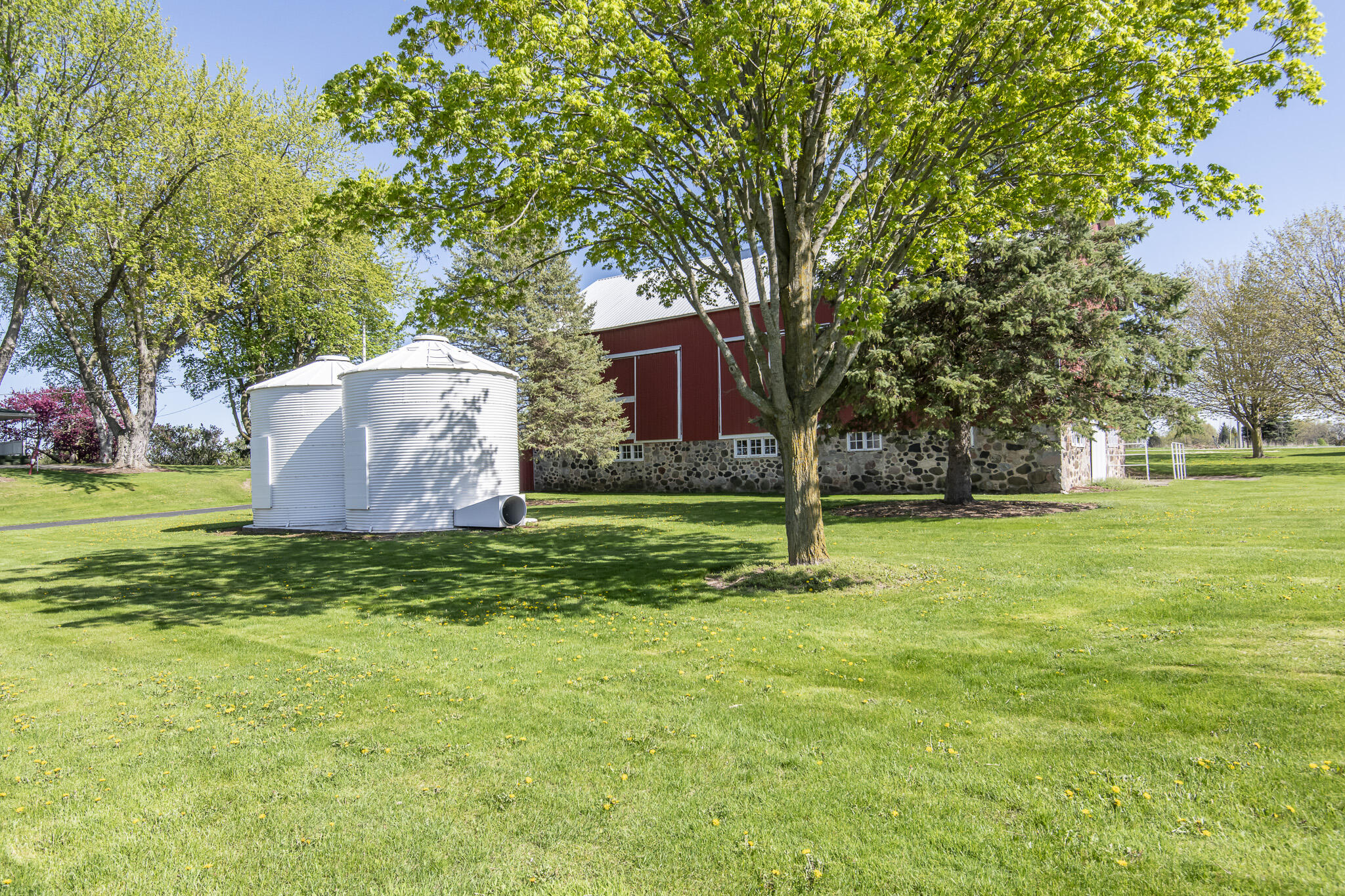 W1048 Concord Center Drive Concord, WI 53178 - Photo 16 of 31 13