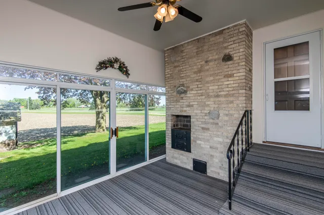 $1,800,000 | W1048 Concord Center Drive, Concord, WI 53178