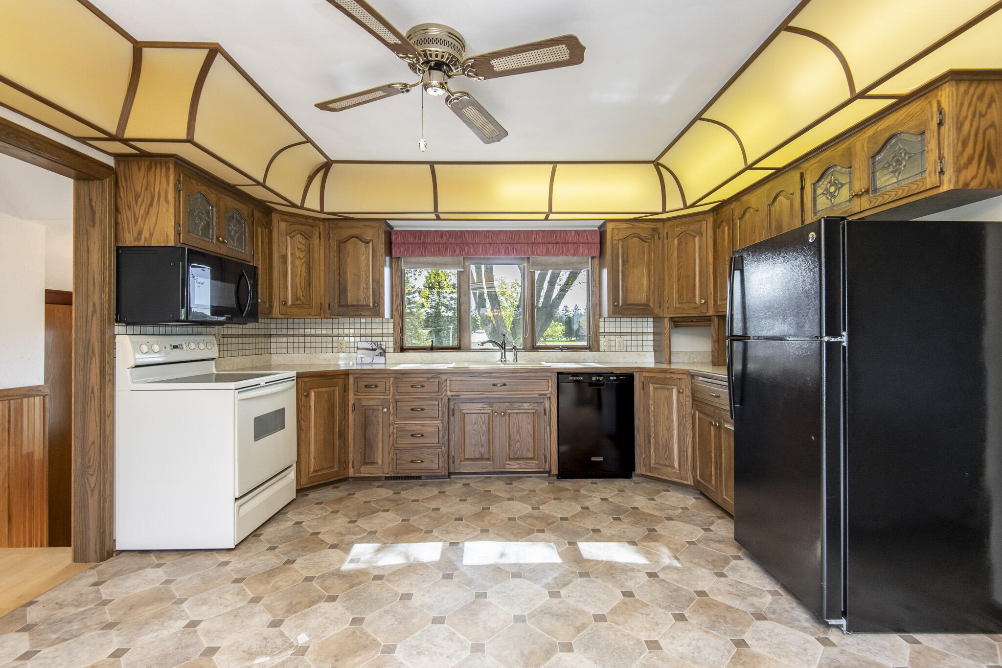 W1048 Concord Center Drive Concord, WI 53178 - Photo 25 of 31 19