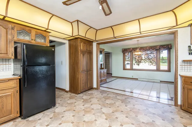 $1,800,000 | W1048 Concord Center Drive, Concord, WI 53178