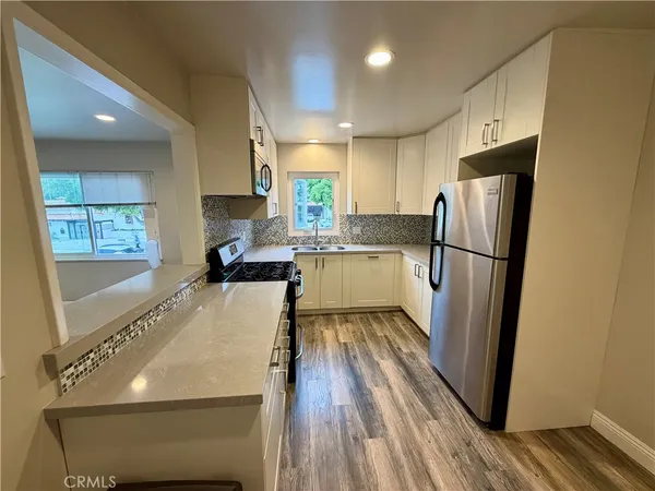 $3,150 | 327 3rd Street, Unit B, Laguna Beach, CA 92651