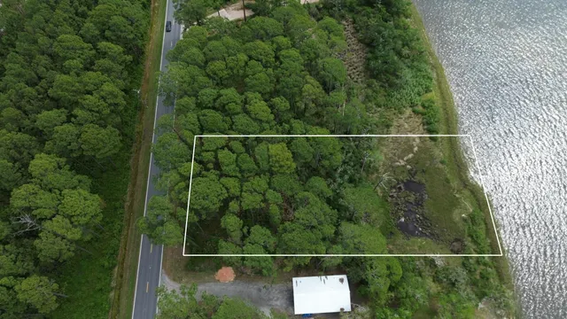 $208,000 | 2790 Highway 98 East, Carrabelle, FL 32322
