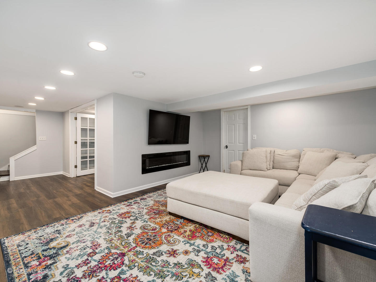421 South River Road Naperville, IL 60540 - Photo 23 of 28 Gallery Image 23