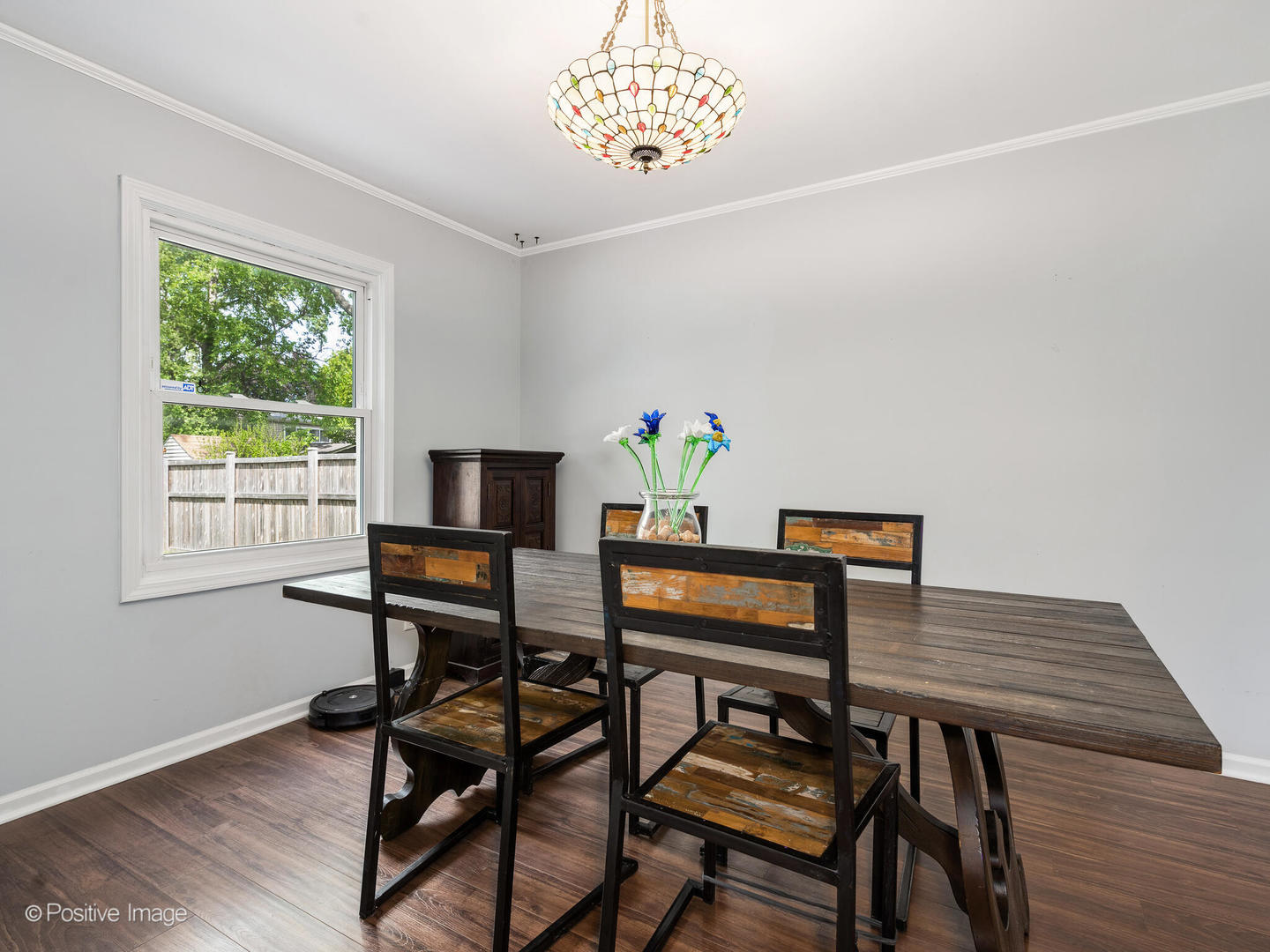 421 South River Road Naperville, IL 60540 - Photo 6 of 28 Gallery Image 6