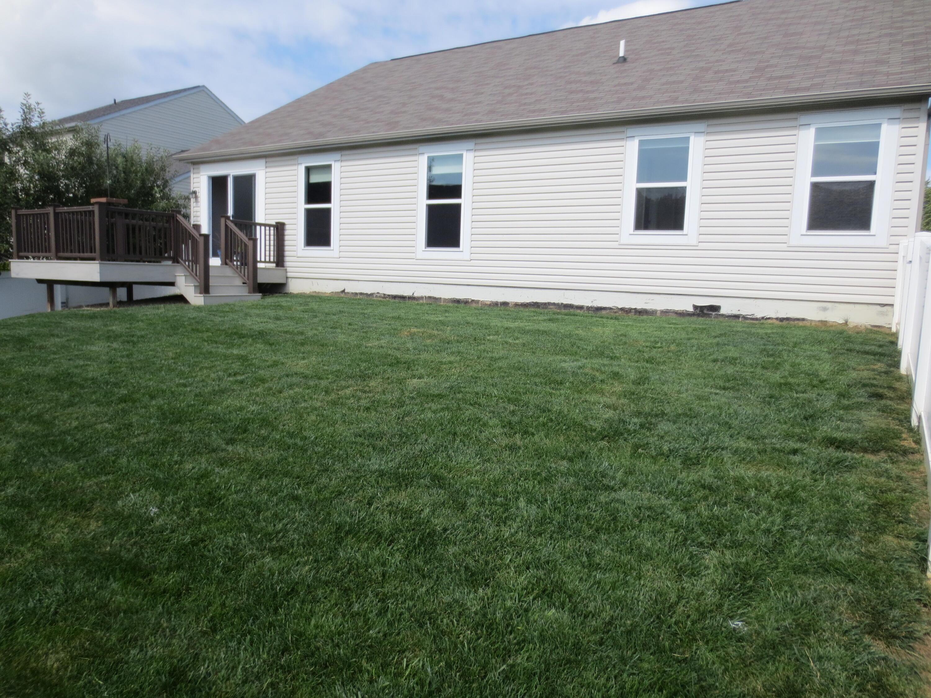 101 Merriston Circle Delaware, OH 43015 - Photo 29 of 34 Rear yard