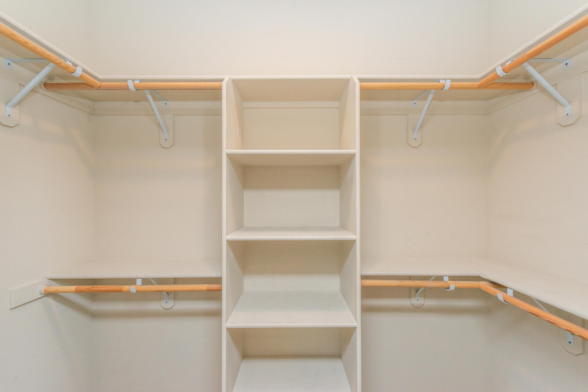 3326 Hotlam Road Redding, CA 96002 - Photo 36 of 60 Primary Walk-in Closet