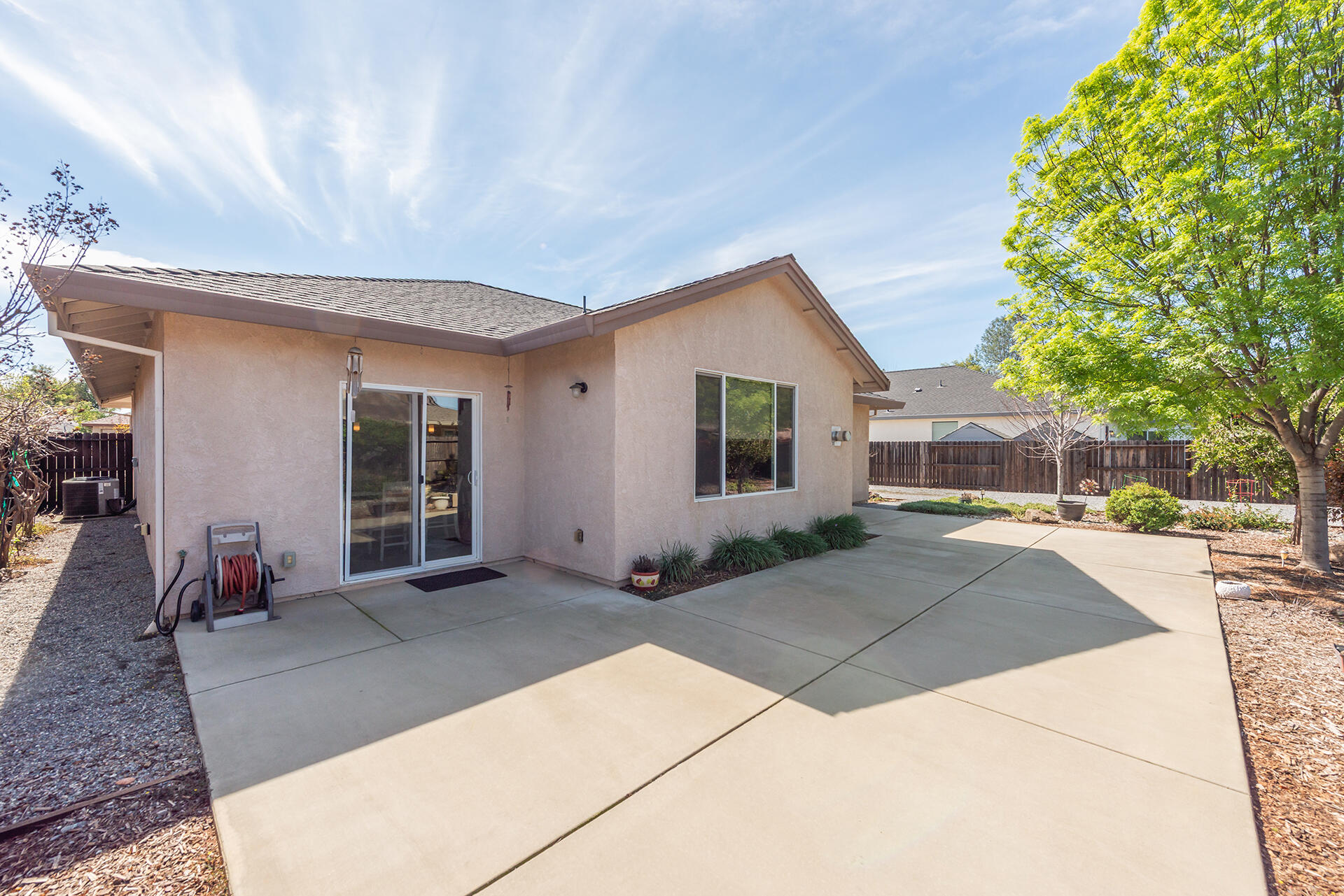 3326 Hotlam Road Redding, CA 96002 - Photo 50 of 60 a view of a house with backyard
