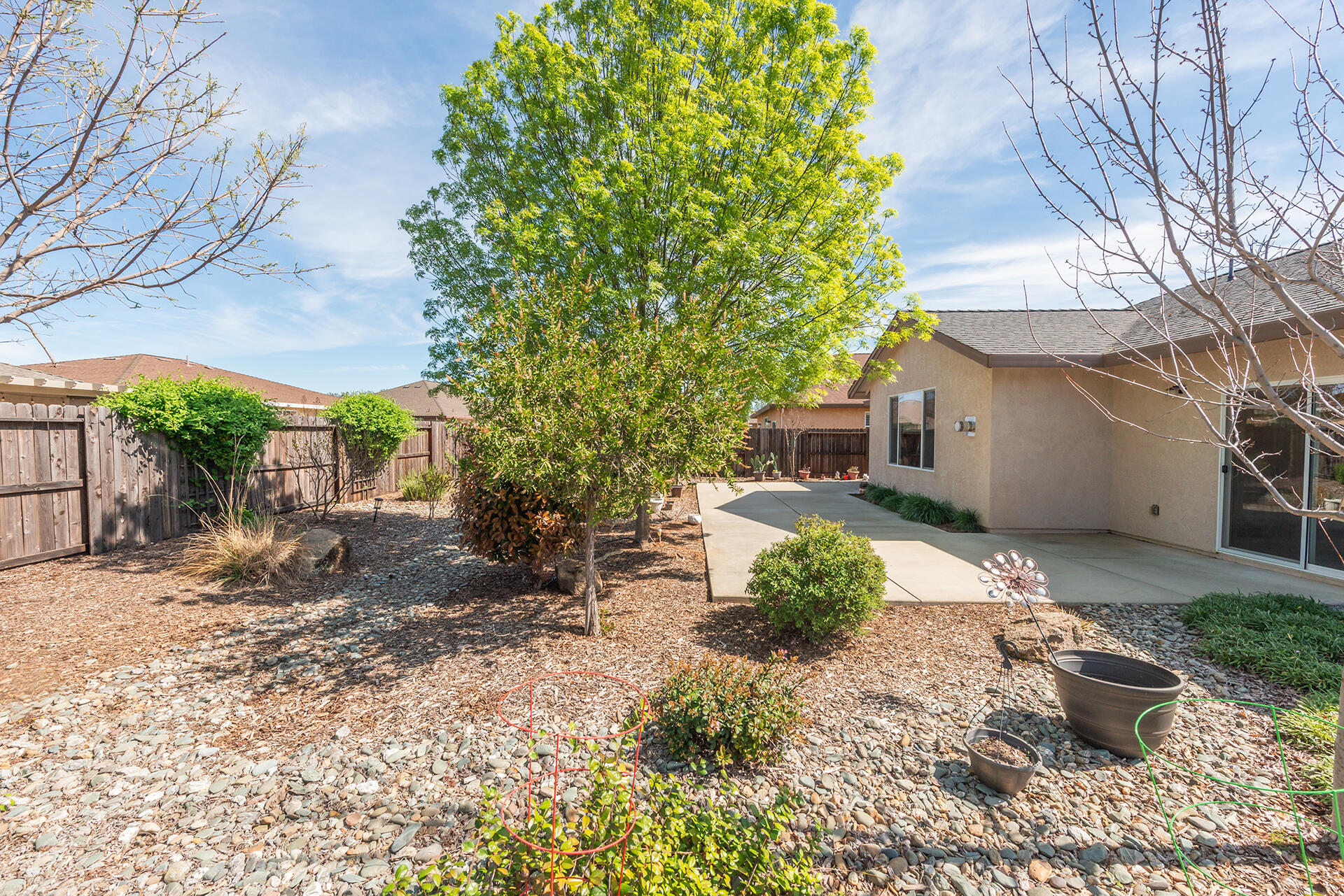 3326 Hotlam Road Redding, CA 96002 - Photo 53 of 60 a view of a house with a yard