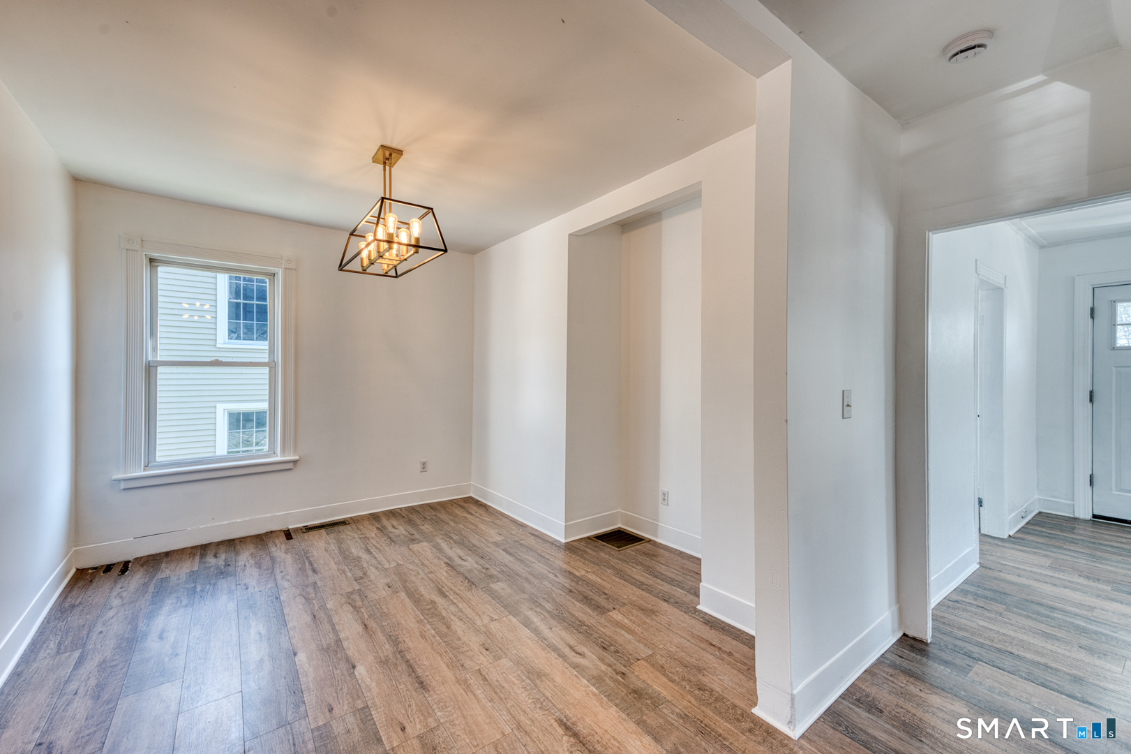 84 Jackson Street Torrington, CT 06790 - Photo 12 of 40 Dining Room