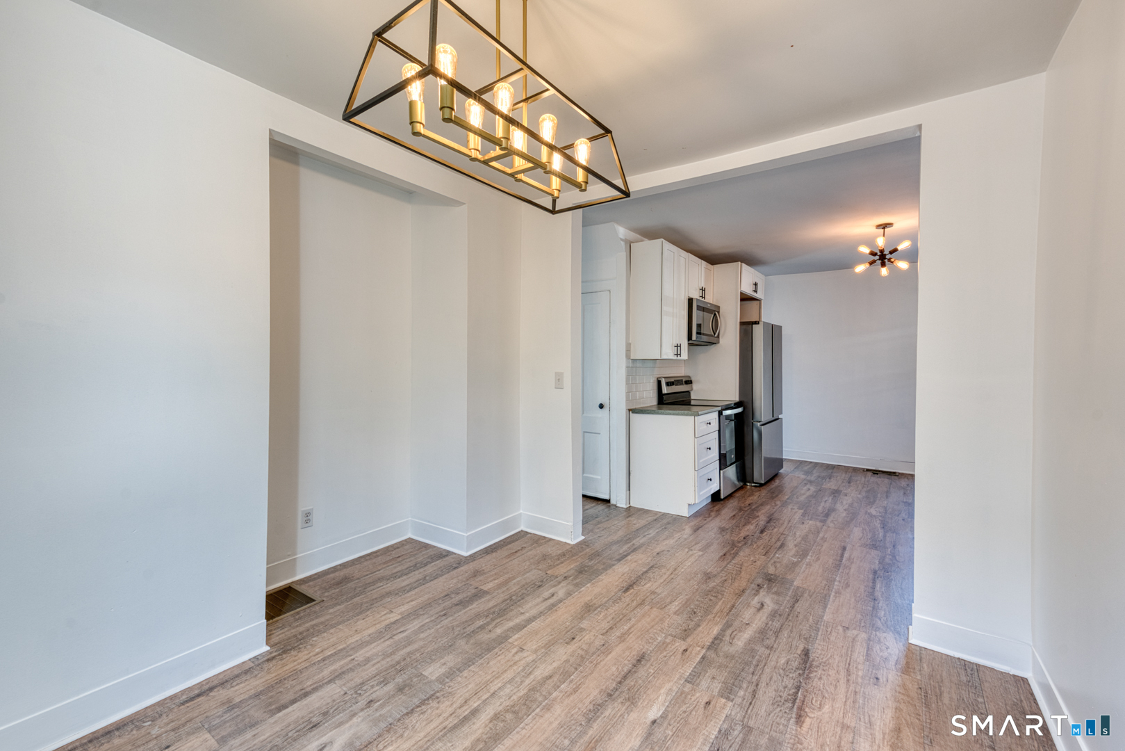 84 Jackson Street Torrington, CT 06790 - Photo 13 of 40 Dining Room