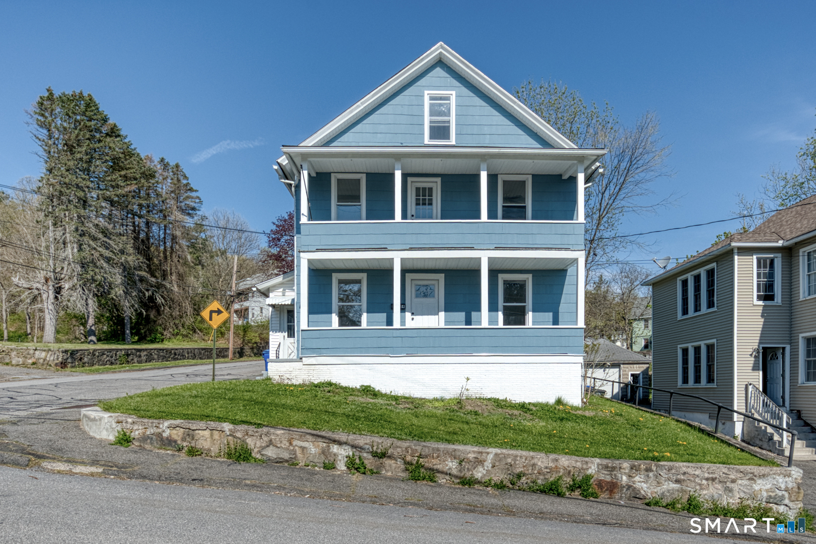 84 Jackson Street Torrington, CT 06790 - Photo 3 of 40 Exterior front