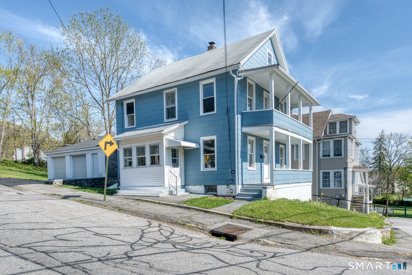 84 Jackson Street Torrington, CT 06790 - Photo 31 of 40 Exterior side view