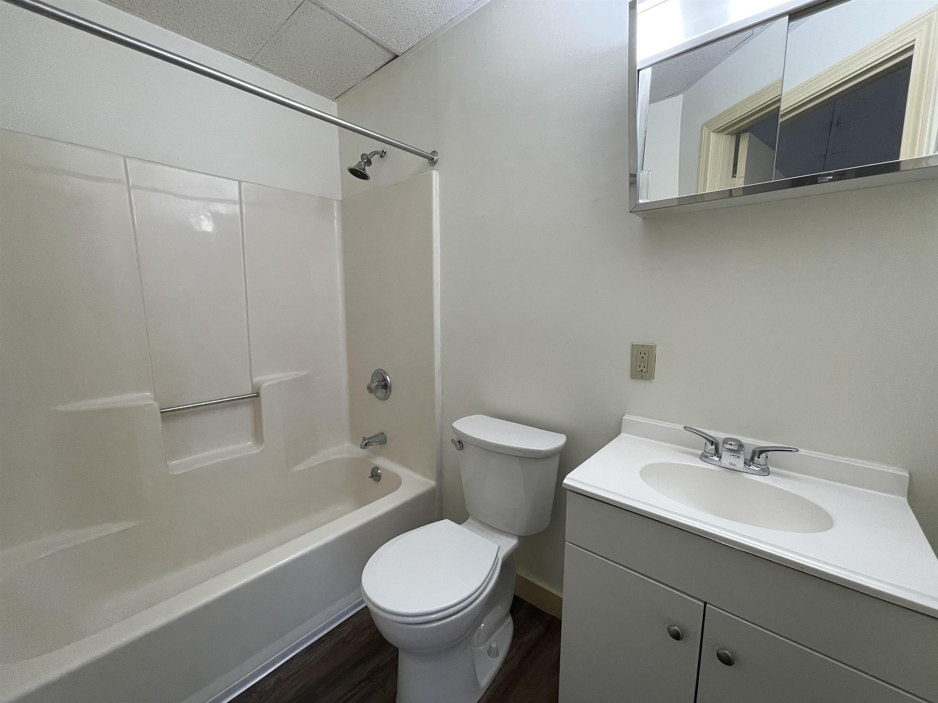 610 Union Street, Unit 301 Manchester, NH 03104 - Photo 26 of 34