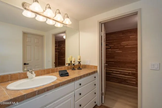 $745,000 | 250 Mariposa Drive, Newbury Park, CA 91320