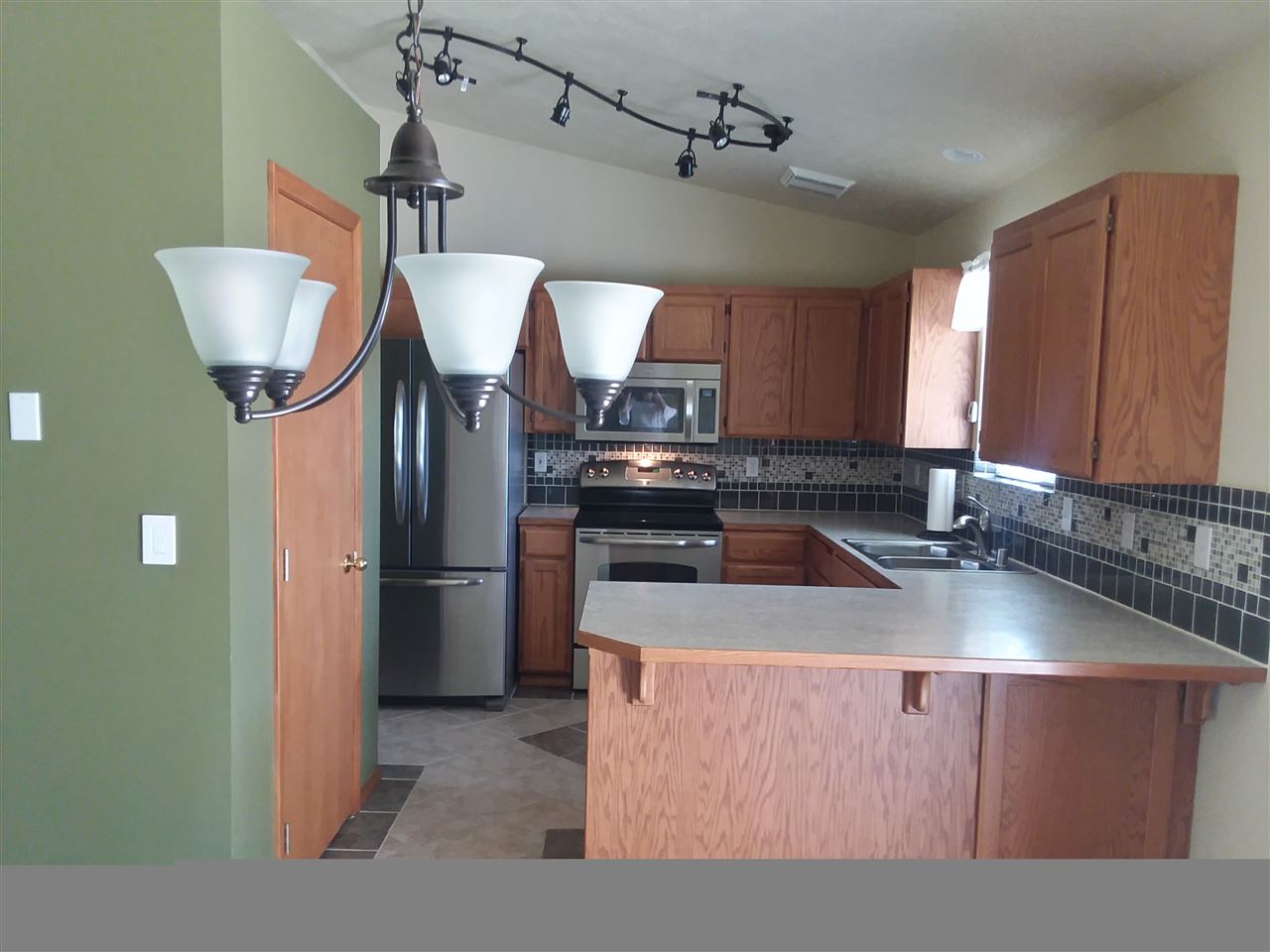 7112 South Mayflower Road Spokane, WA 99224 - Photo 7 of 10