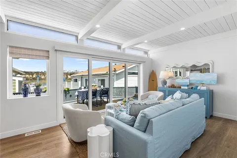 $927,000 | 8 Saratoga, Newport Beach, CA 92660