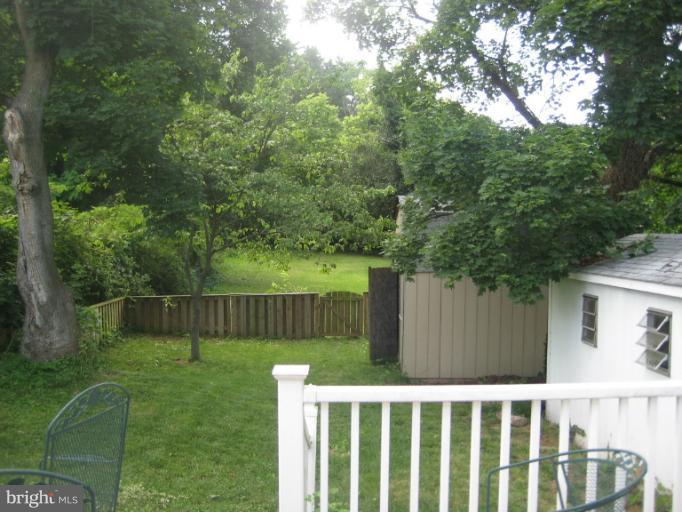 7924 Roldrew Avenue Towson, MD 21204 - Photo 13 of 18 Exterior (Rear)