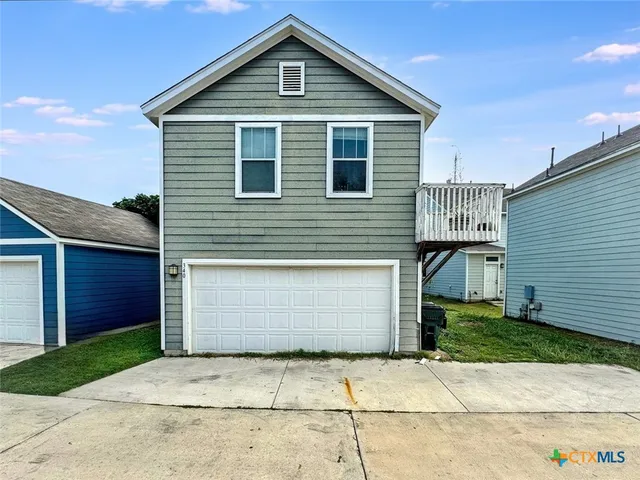 $945 | 340 Perry Street, Unit GARAGE APARTMENT, San Marcos, TX 78666