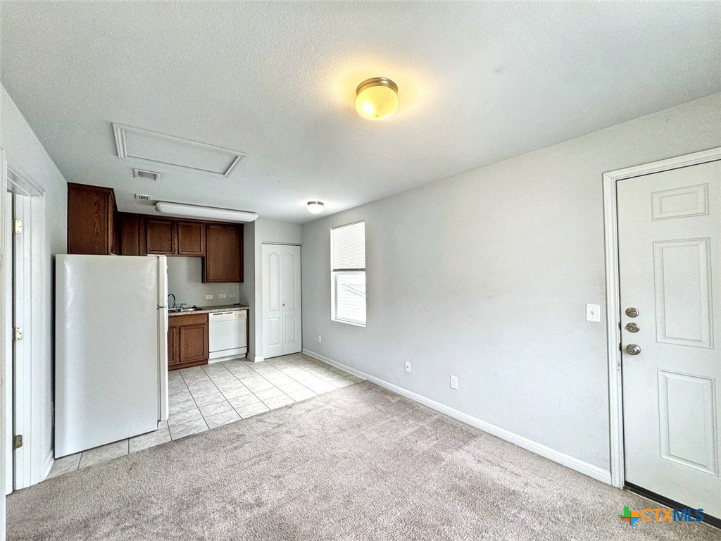 340 Perry Street, Unit GARAGE APARTMENT San Marcos, TX 78666 - Photo 5 of 12