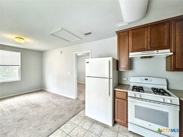 $945 | 340 Perry Street, Unit GARAGE APARTMENT, San Marcos, TX 78666