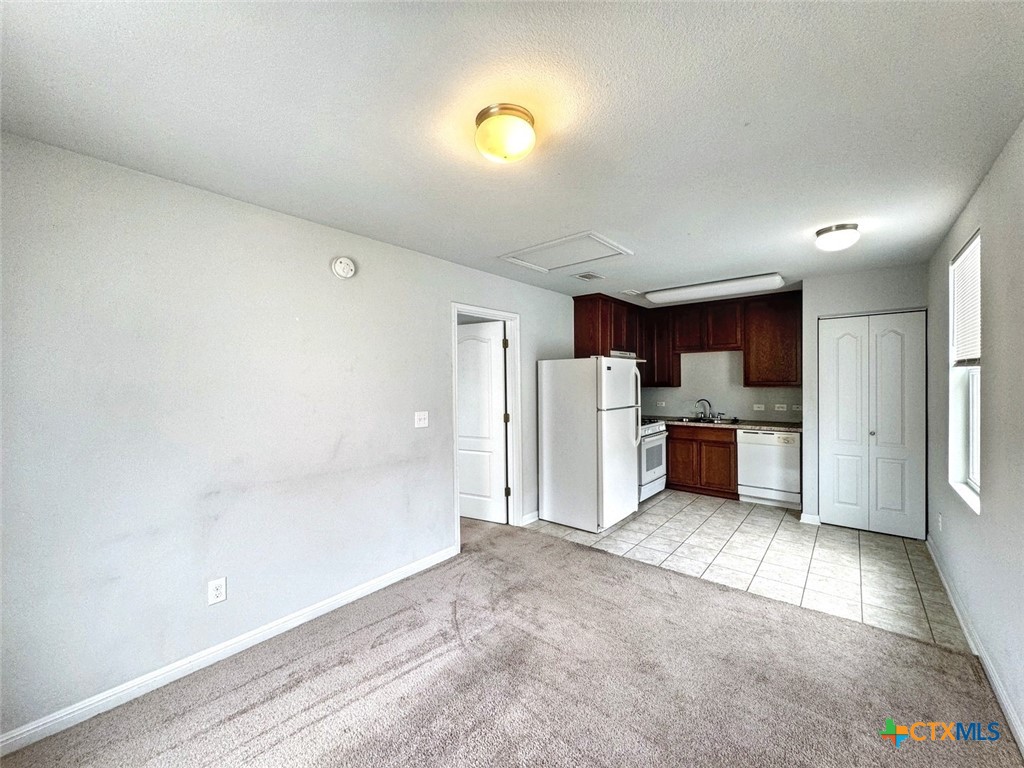 340 Perry Street, Unit GARAGE APARTMENT San Marcos, TX 78666 - Photo 7 of 12