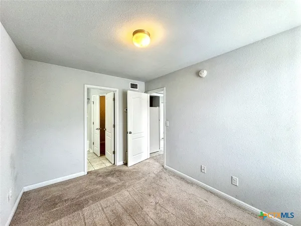 $920 | 340 Perry Street, Unit GARAGE APARTMENT, San Marcos, TX 78666