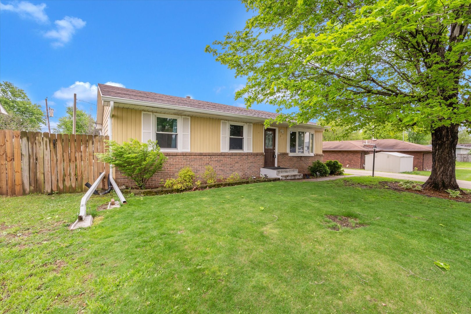 603 12th Avenue Hampton, IL 61256 - Photo 2 of 42