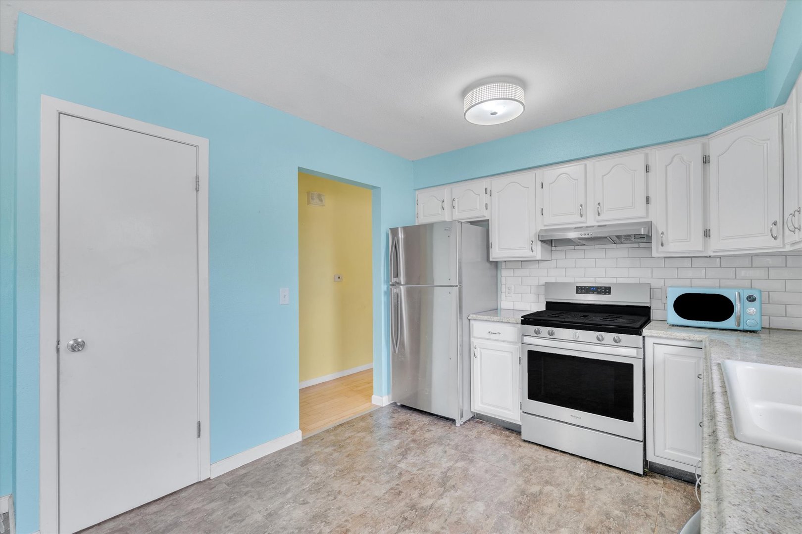 603 12th Avenue Hampton, IL 61256 - Photo 8 of 42