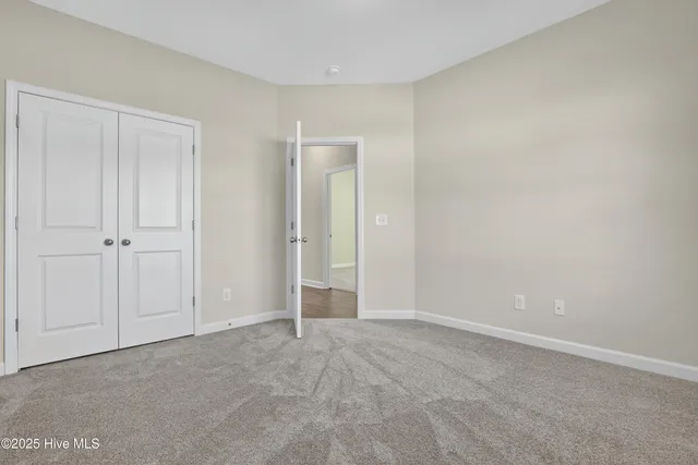 $328,900 | 304 Cotton Hl Place, Unit LOT 110, Hubert, NC 28539