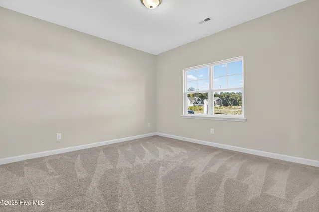 $328,900 | 304 Cotton Hl Place, Unit LOT 110, Hubert, NC 28539