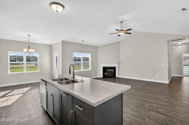 $328,900 | 304 Cotton Hl Place, Unit LOT 110, Hubert, NC 28539