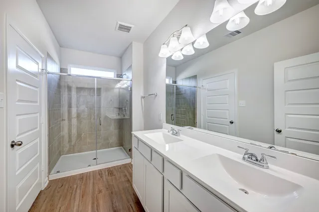 $291,990 | 13203 Hayden Peak Drive, Iowa Colony, TX 77583