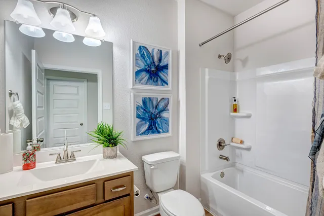 $291,990 | 13203 Hayden Peak Drive, Iowa Colony, TX 77583