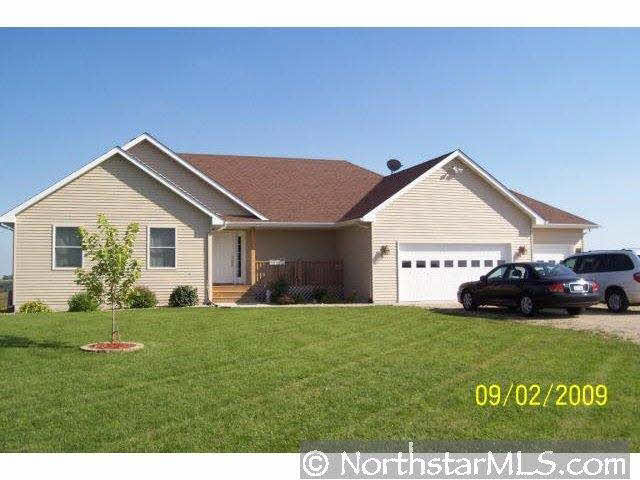 N5052 County Road East Prescott, WI 54021 - Photo 11 of 16 Gallery Image 11
