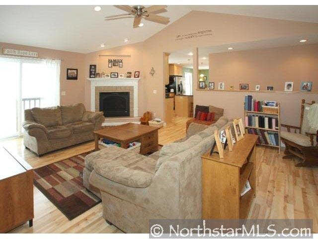 N5052 County Road East Prescott, WI 54021 - Photo 3 of 16 Gallery Image 3