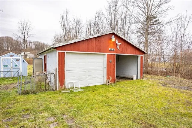 $82,500 | 6928 Highway 31, Arcadia, NY 14513