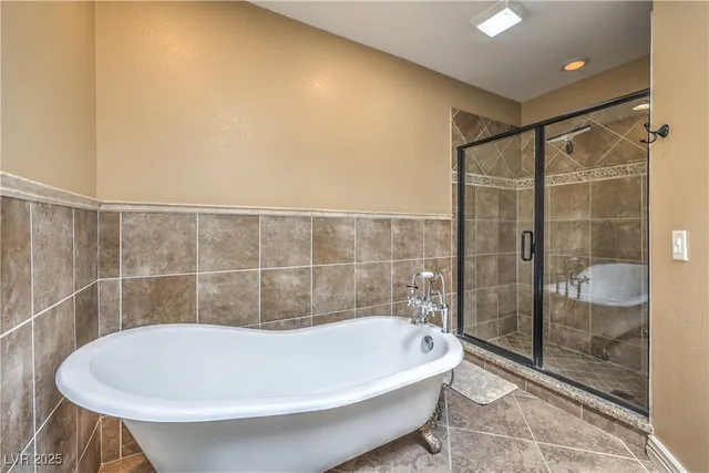 $6,100 | 2701 Alta Drive, Las Vegas, NV 89107