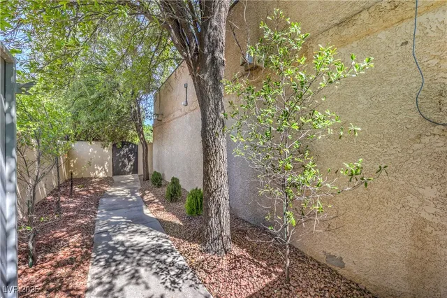 $6,100 | 2701 Alta Drive, Las Vegas, NV 89107