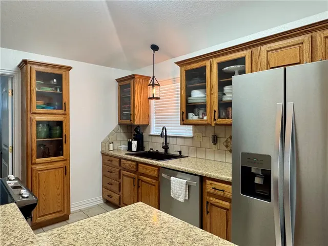 $249,900 | 203 Oakwood Drive, Mexia, TX 76667