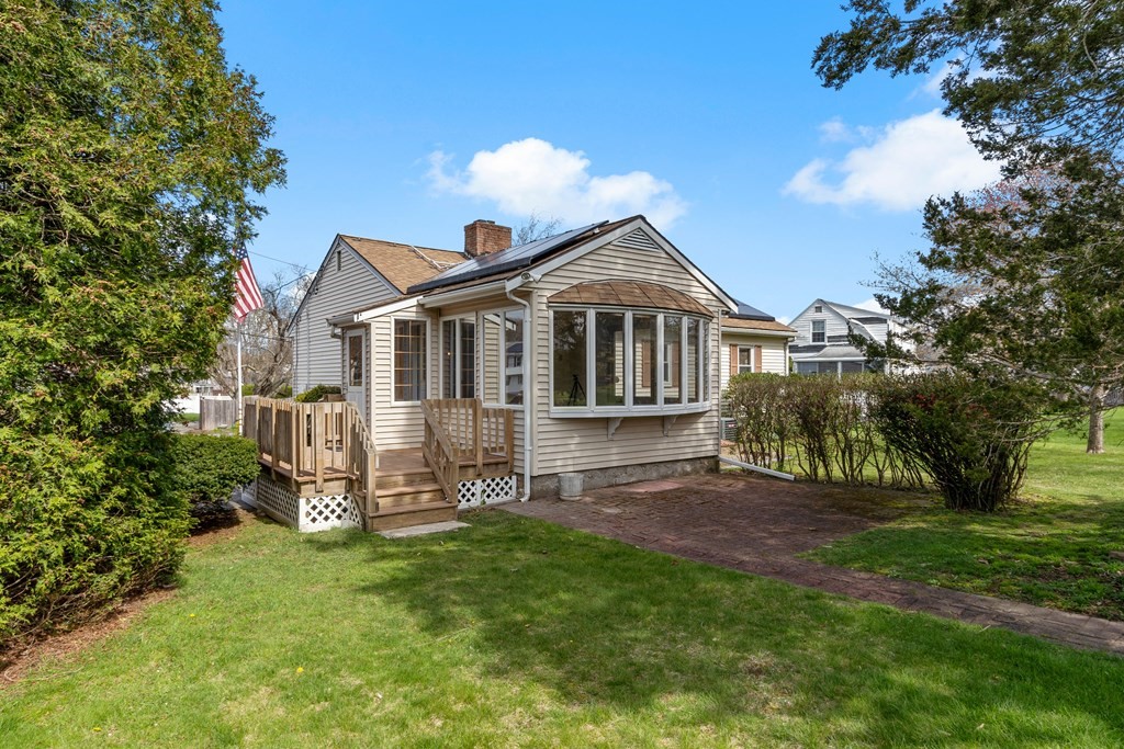 3 Melo Road Woburn, MA 01801 - Photo 2 of 29