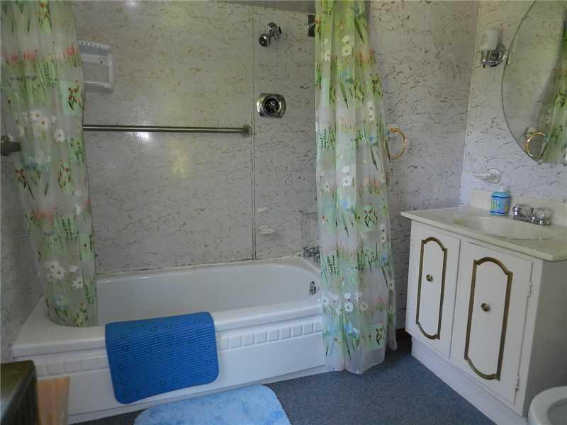 254 Square Road Palmyra, ME 04965 - Photo 24 of 30 Bathroom.